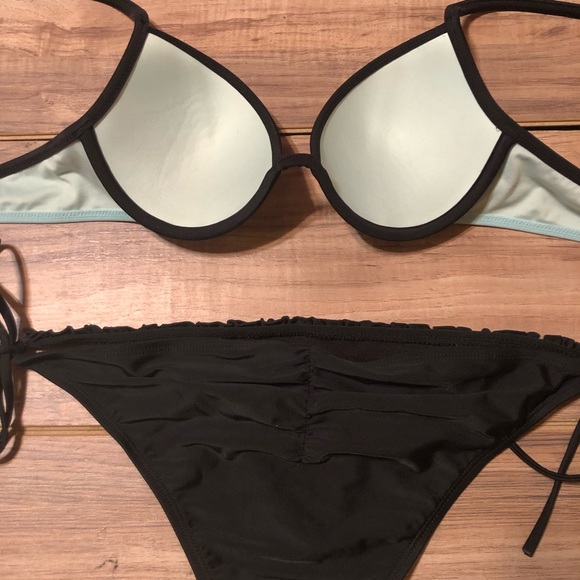 Victoria’s Secret bathing suit set,!! - Picture 6 of 8
